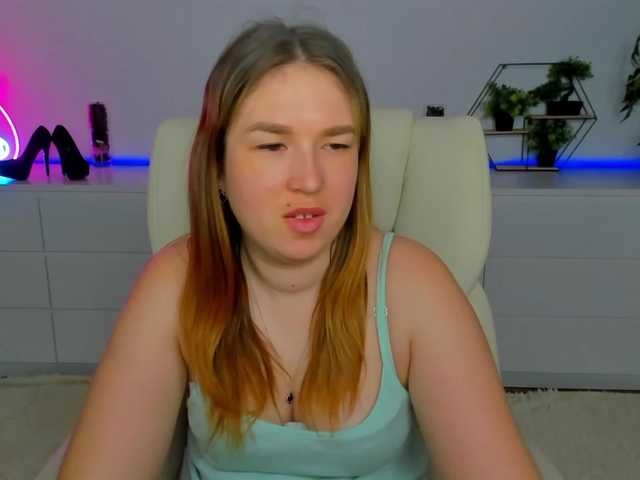 SofiiDarling's BongaCams show and profile