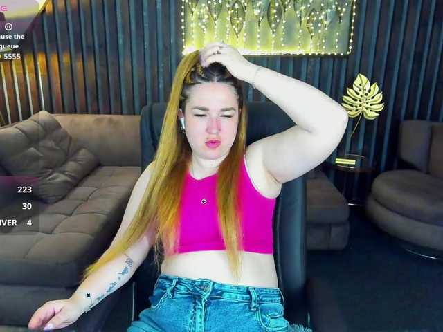 SofiiDarling's BongaCams show and profile