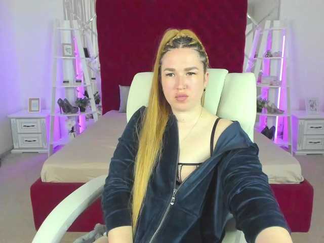 SofiiDarling's BongaCams show and profile