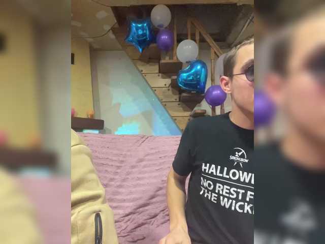 Kartoshka2009 from BongaCams