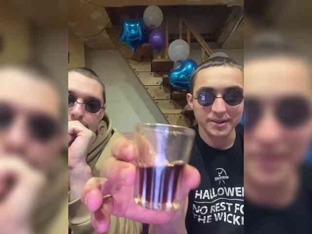 AHaHac_HaxpeH_B_YHuTa3_ webcam