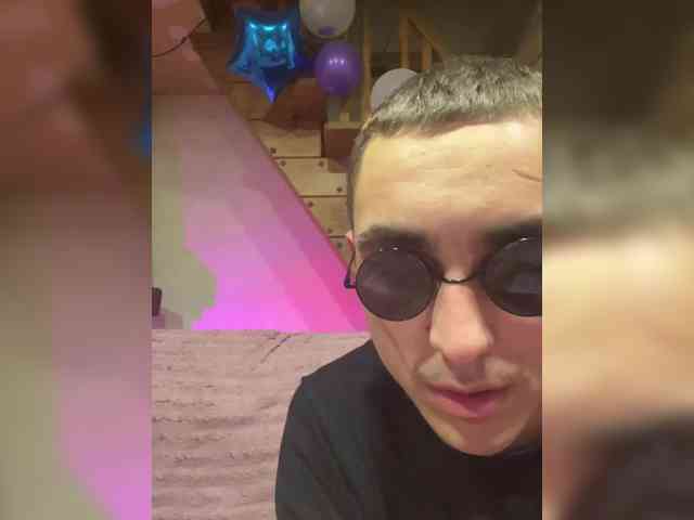 Kartoshka2009 webcam