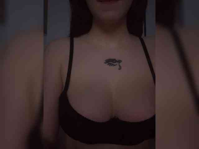 Hryhry18 webcam