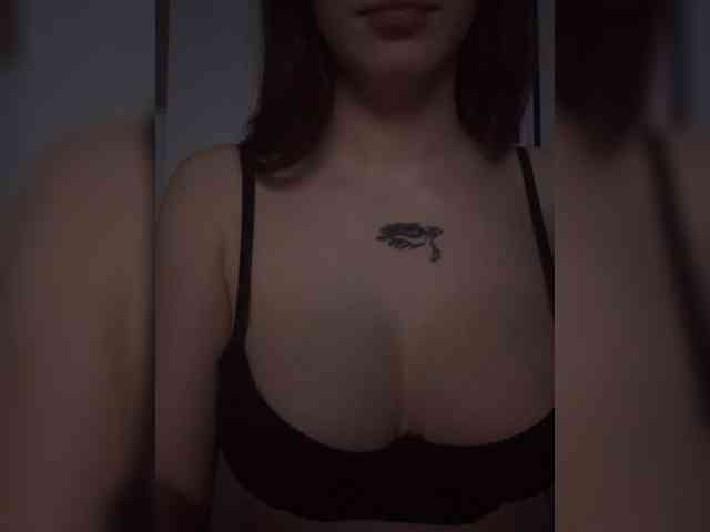 Hryhry18 webcam