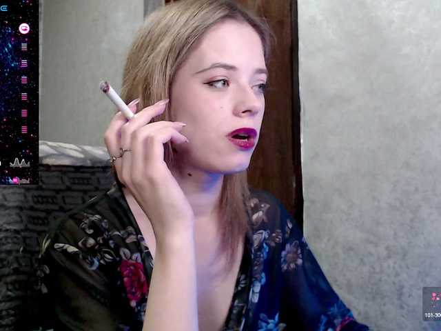 Dana Xsmile (DanaXSmile)