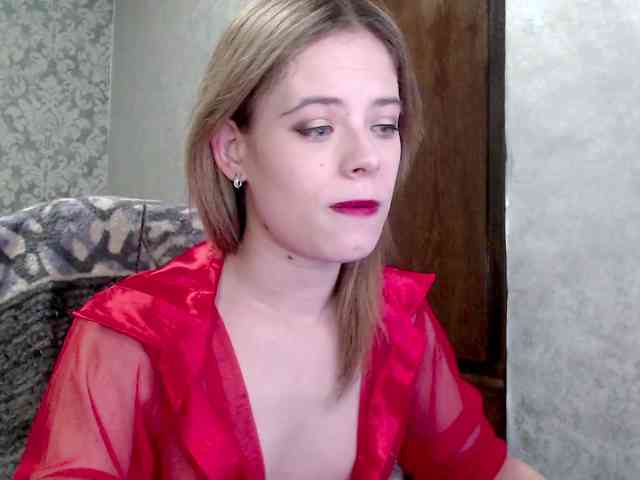 DanaXSmile webcam