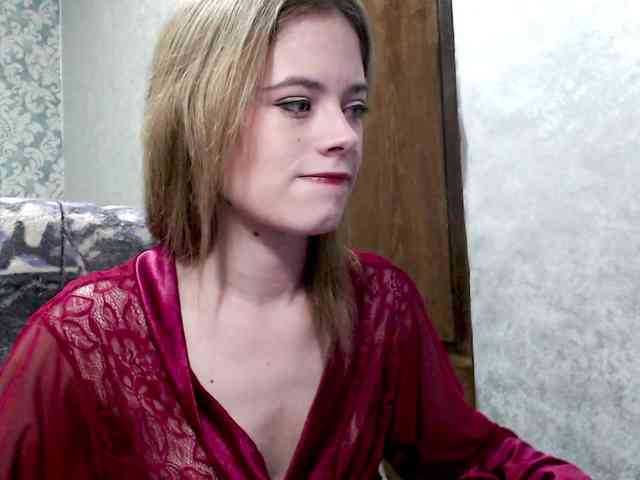 DanaXSmile webcam