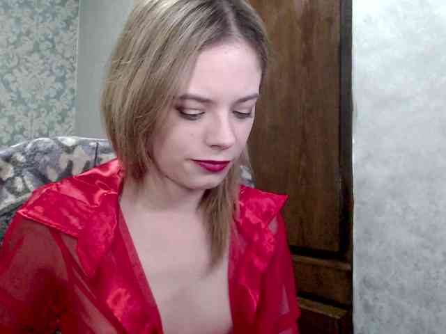 DanaXSmile webcam