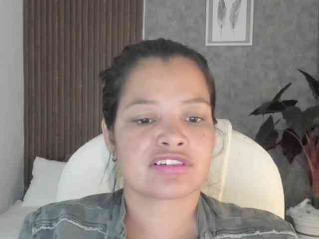 Scarletth-Moon webcam