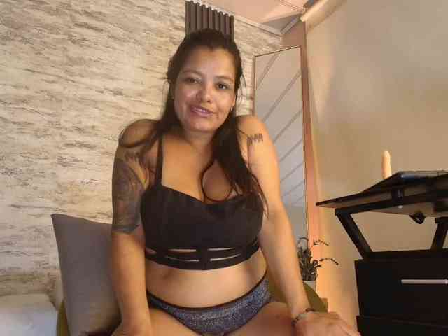 Scarletth-Moon webcam