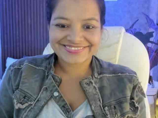 Scarletth-Moon webcam