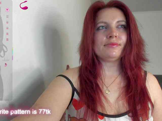VixenCurvy webcam
