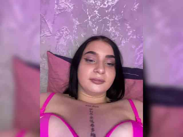 Aliska22 Live Webcam on BongaCams