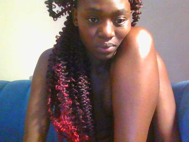 Preetygirl's BongaCams show and profile