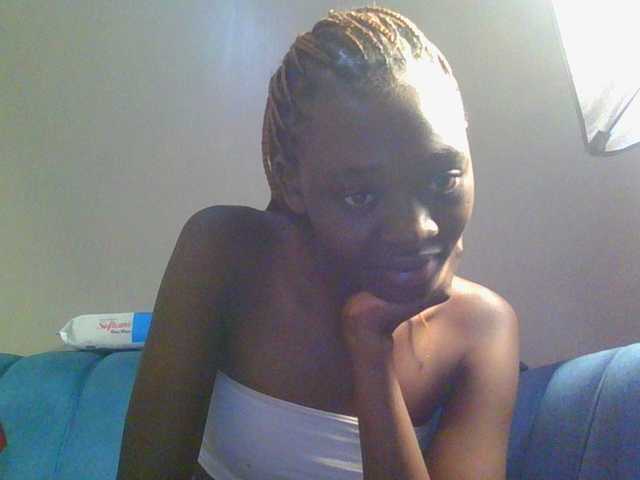 Preetygirl's BongaCams show and profile