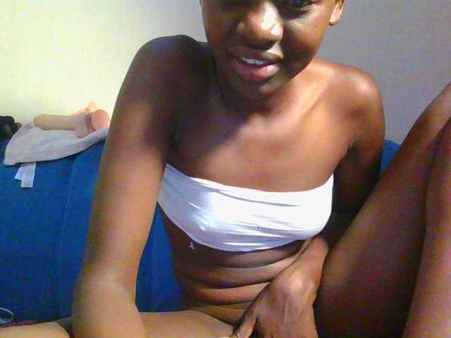 Preetygirl's BongaCams show and profile