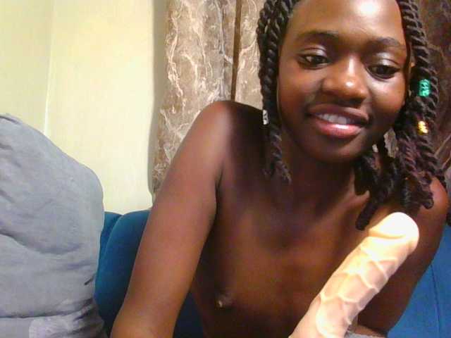 Preetygirl's BongaCams show and profile