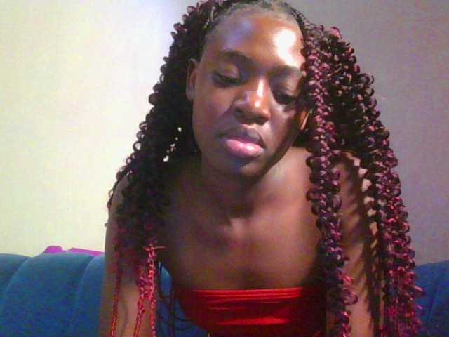 Preetygirl's BongaCams show and profile