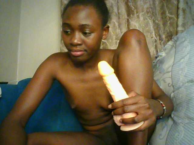 Preetygirl's BongaCams show and profile