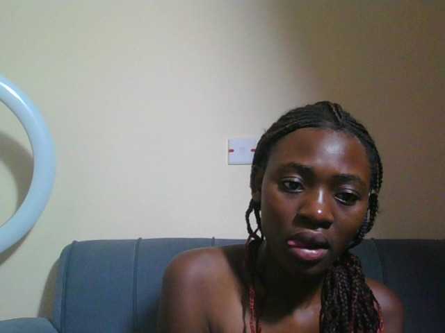 Preetygirl's BongaCams show and profile