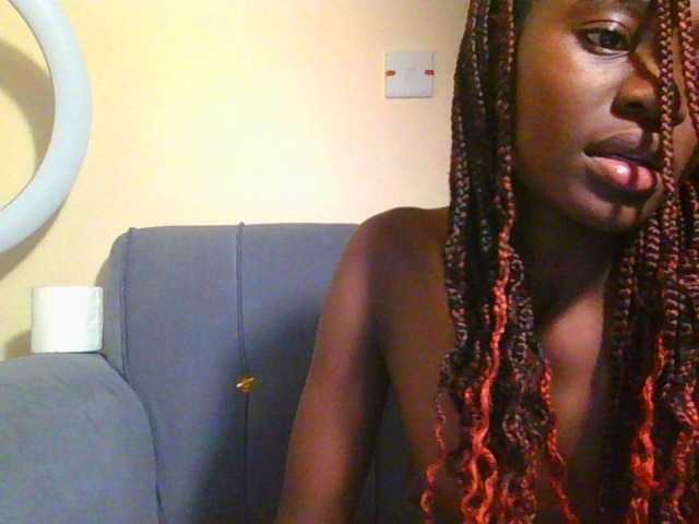 Preetygirl webcam