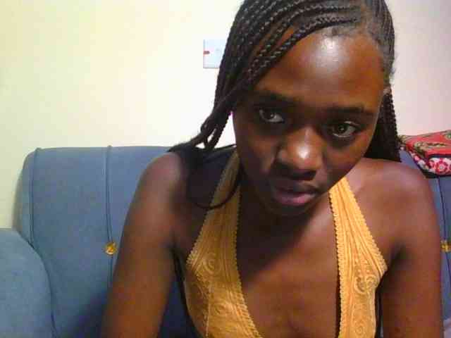 Preetygirl webcam