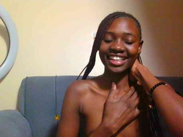 Preetygirl webcam