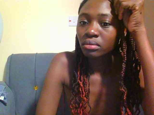 Preetygirl Live Webcam on {site_name}