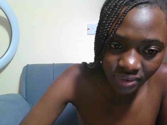 Preetygirl webcam