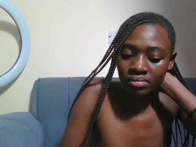 Preetygirl webcam