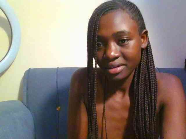 Preetygirl webcam