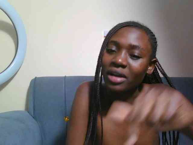Preetygirl webcam