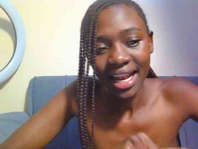 Preetygirl webcam