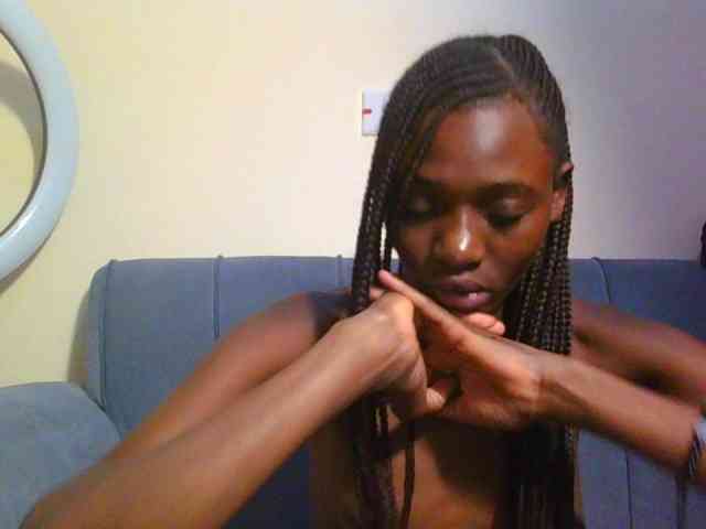 Preetygirl webcam
