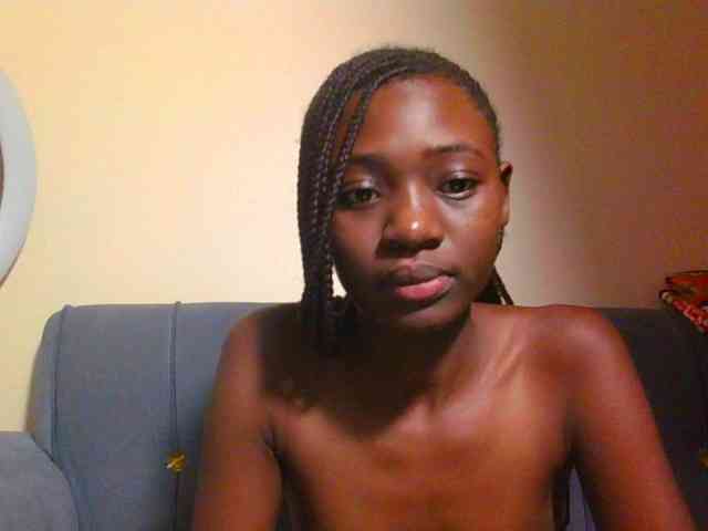 Preetygirl webcam