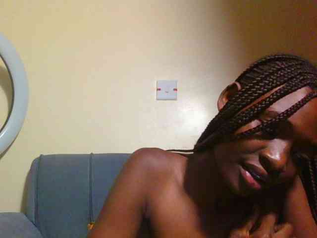 Preetygirl webcam