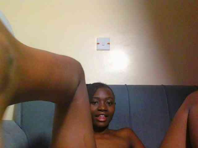 Preetygirl webcam