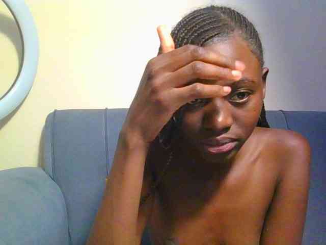 Preetygirl webcam