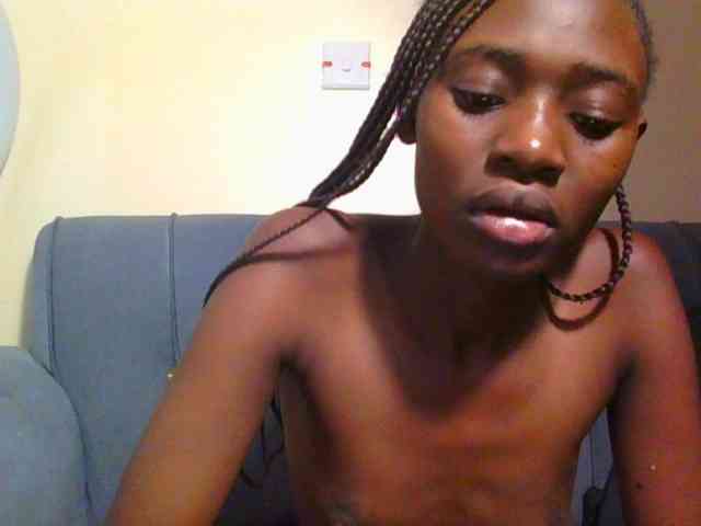 Preetygirl webcam