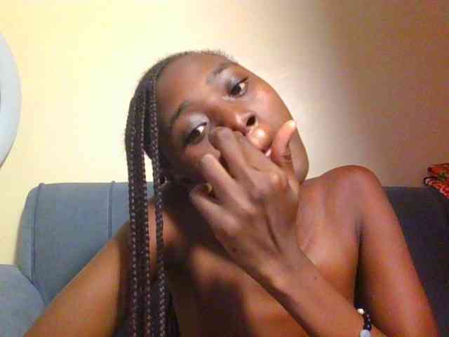 Preetygirl webcam
