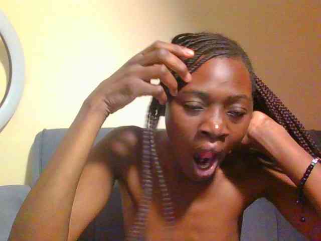 Preetygirl webcam