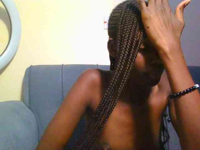 Preetygirl webcam