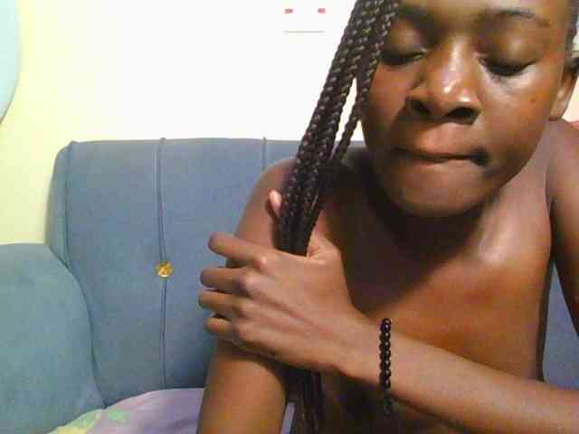 Preetygirl webcam