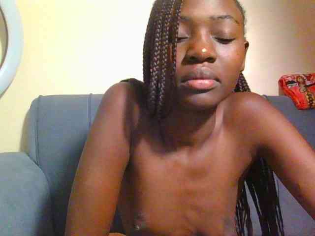 Preetygirl webcam