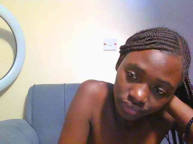Preetygirl webcam