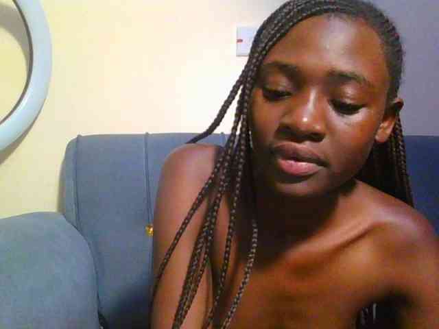 Preetygirl webcam