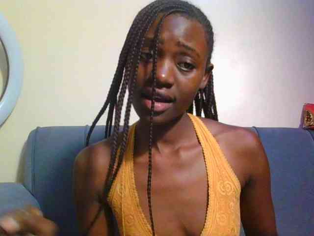 Preetygirl webcam