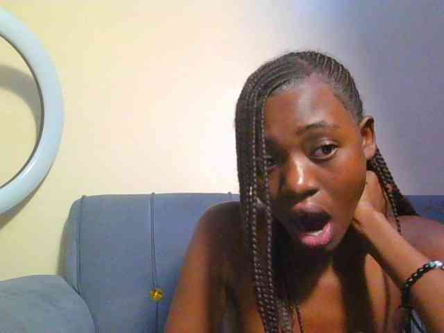 Preetygirl bongacams