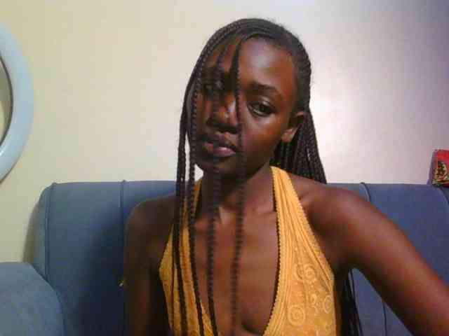 Preetygirl webcam