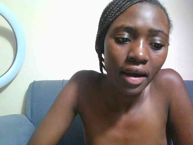 Preetygirl webcam